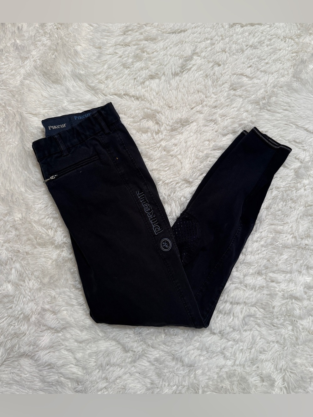 Women’s Size 24R Navy Pikeur Knee Patch Horseback Riding Breeches. Good Conditio